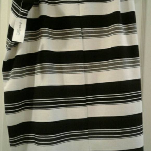 Skirt - Picture 2 of 2